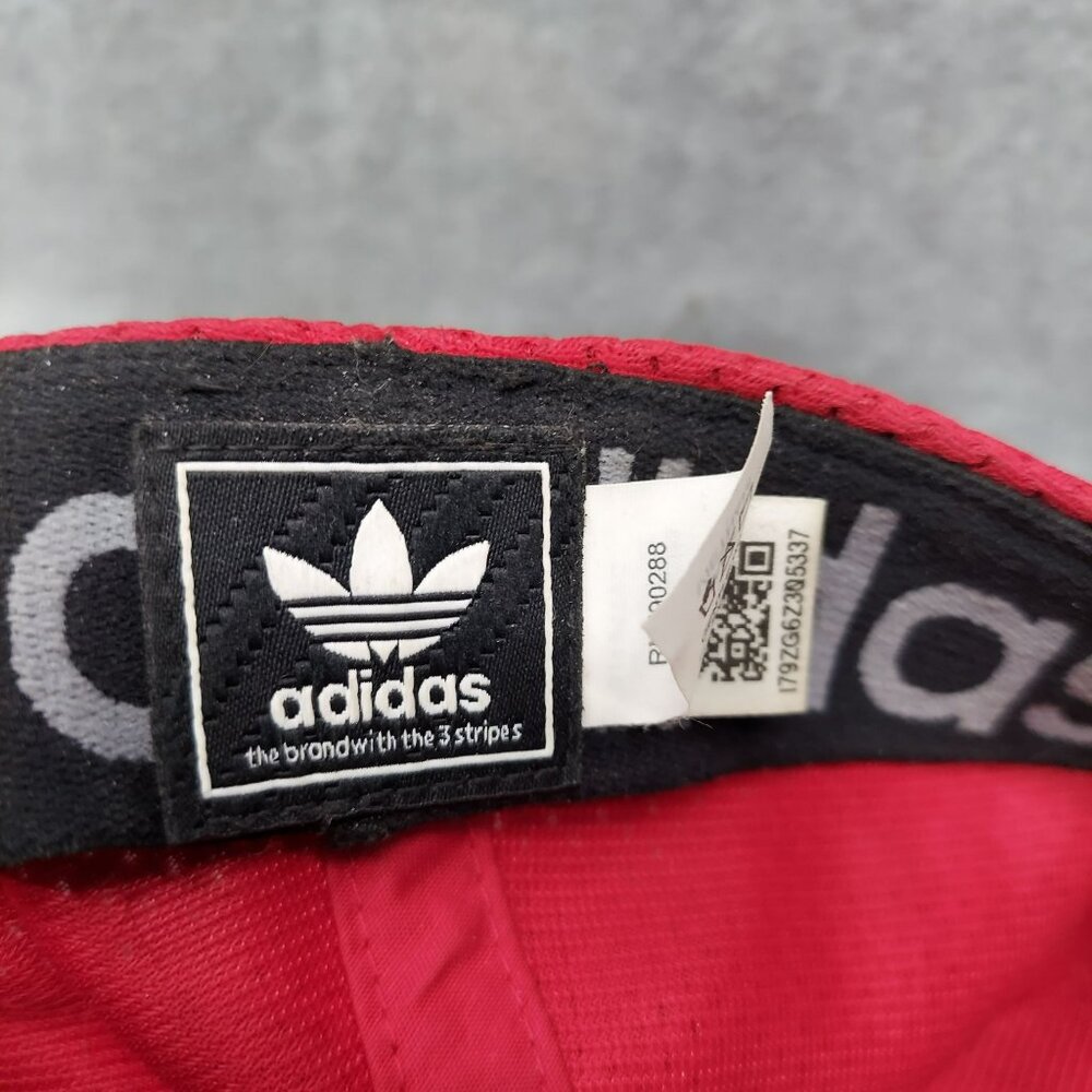 Adidas Red Trefoil Logo Baseball Cap With Breathable Mesh Design L/XL - Picture 14 of 14